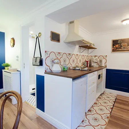 Apartment The Great Wave, Calme Avec Terrasse Et Parking Gratuit *