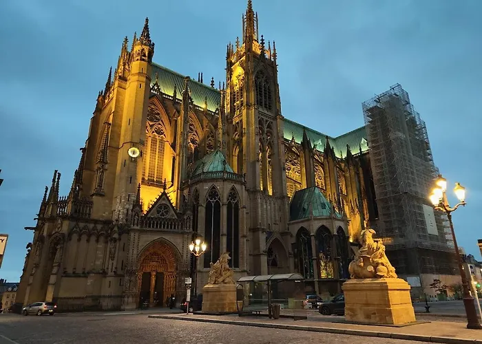 아파트 The Great Wave, Calme Avec Terrasse Et Parking Gratuit